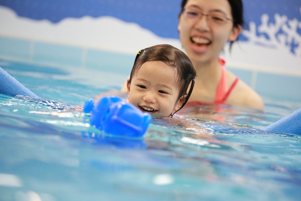 幼兒課程推薦＿汐游寶寶嬰兒游泳