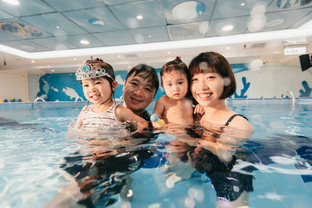 汐游寶寶_親子游泳