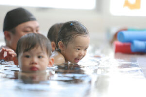 汐游寶寶_親子游泳