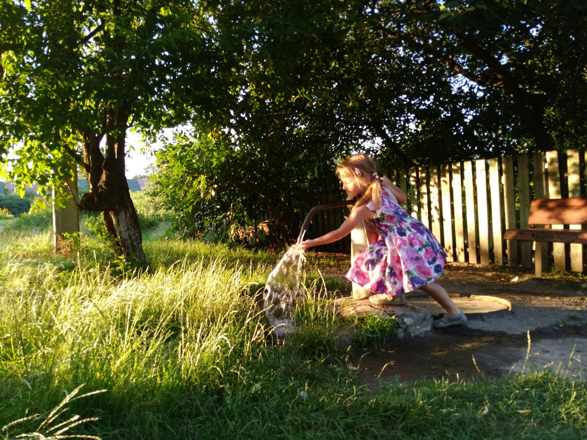 汐游寶寶_親子關係_家庭