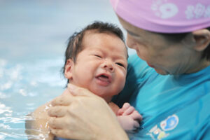 汐游寶寶_親子游泳