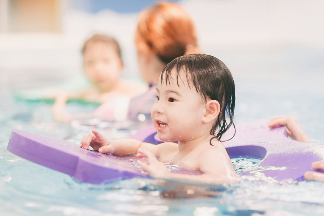 汐游寶寶_親子游泳
