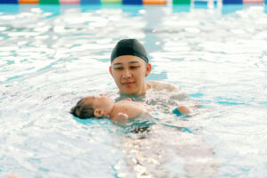 汐游寶寶_親子游泳