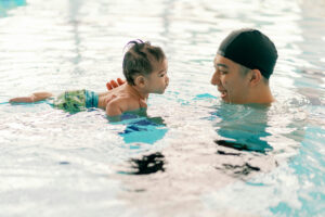 汐游寶寶_親子游泳